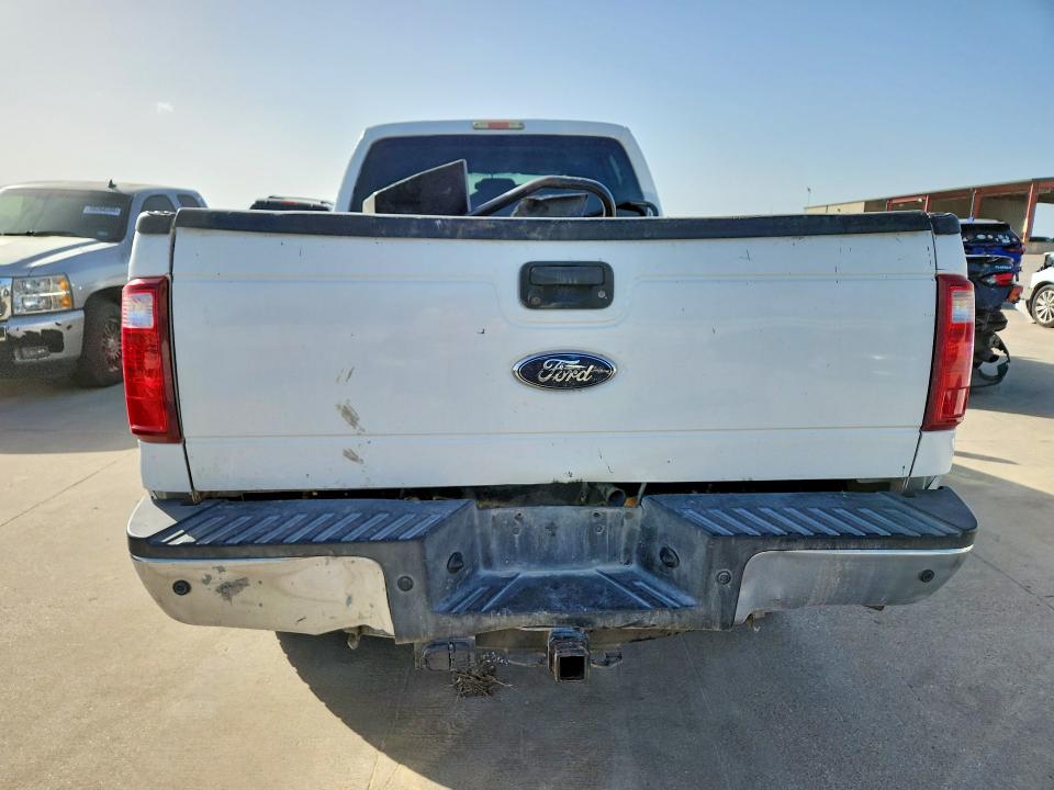 58374176 :رقم المزاد ، 1FT8W3BT3FEA83624 vin ، 2015 Ford F350 مزاد بيع