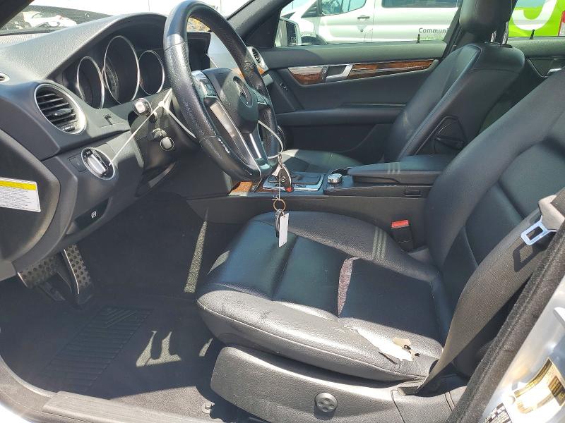 Продажа на аукционе авто 2013 Mercedes-benz C, vin: WDDGF4HB2DA854052, номер лота: 57092266