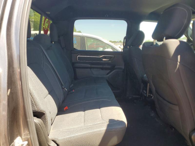55912996 :رقم المزاد ، 1C6SRFFT0KN565686 vin ، 2019 Ram 1500 مزاد بيع