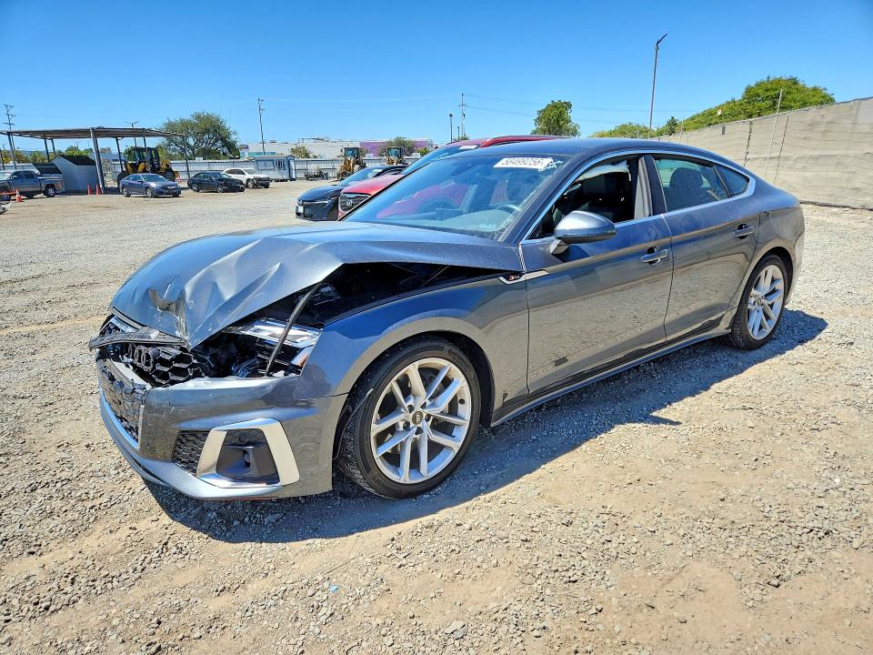 58499256 :رقم المزاد ، WAUDACF56PA010701 vin ، 2023 Audi A5 مزاد بيع