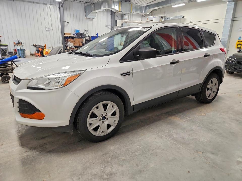 57141846 :رقم المزاد ، 1FMCU0F78FUA33251 vin ، 2015 Ford Escape مزاد بيع