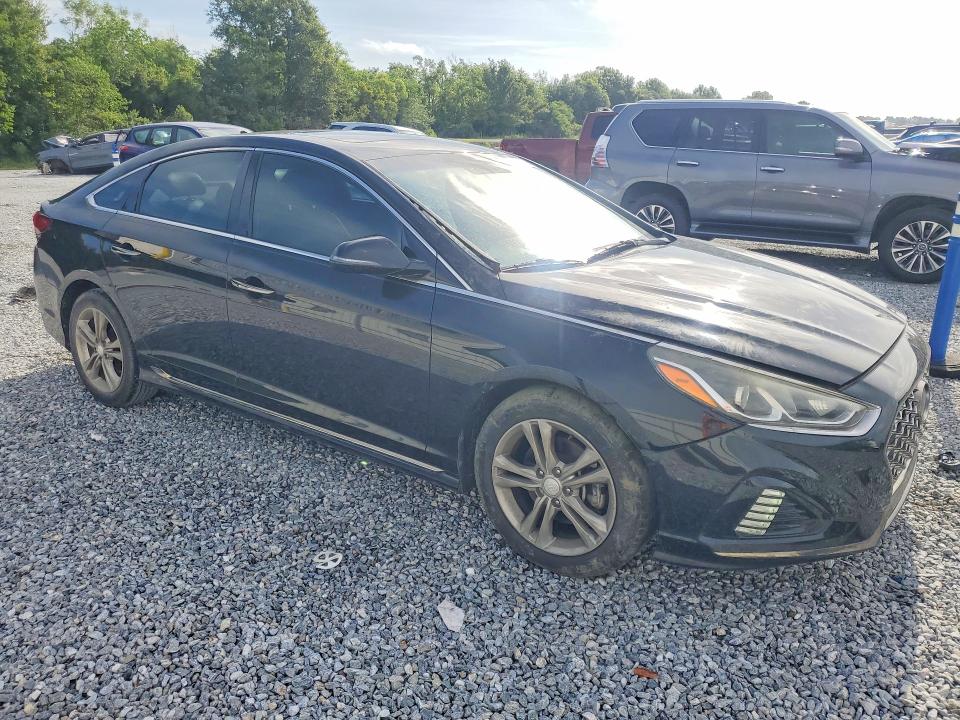 56166256 :رقم المزاد ، 5NPE34AF0JH704968 vin ، 2018 Hyundai Sonata مزاد بيع