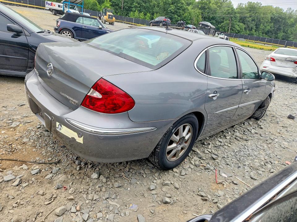 2007 Buick Lacrosse მანქანა იყიდება აუქციონზე, vin: 2G4WD582071205992, აუქციონის ნომერი: 57878806