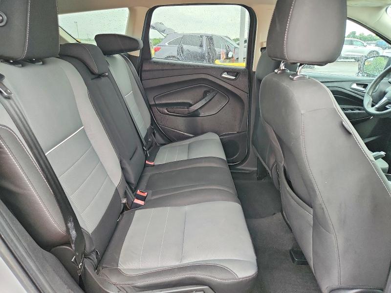 57231636 :رقم المزاد ، 1FMCU0G97FUA93098 vin ، 2015 Ford Escape مزاد بيع