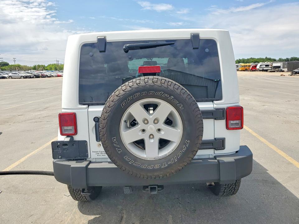 Продажа на аукционе авто 2016 Jeep Wrangler, vin: 1C4AJWBG2GL143121, номер лота: 57783776