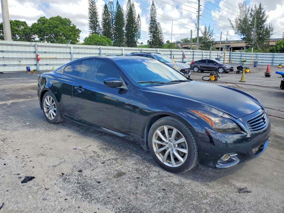 56091266 :رقم المزاد ، JN1CV6EK9FM870684 vin ، 2015 Infiniti Q60 Coupe مزاد بيع