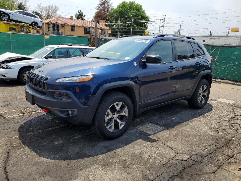 58945376 :رقم المزاد ، 1C4PJMBX9JD522035 vin ، 2018 Jeep Cherokee مزاد بيع