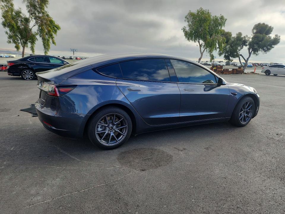 Продажа на аукционе авто 2022 Tesla Model 3, vin: 5YJ3E1EB6NF315537, номер лота: 58477566