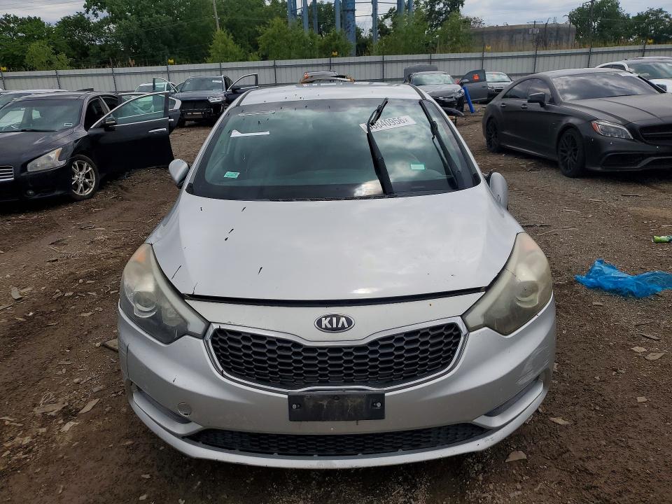 2015 Kia Forte მანქანა იყიდება აუქციონზე, vin: KNAFX4A60F5278485, აუქციონის ნომერი: 55840956