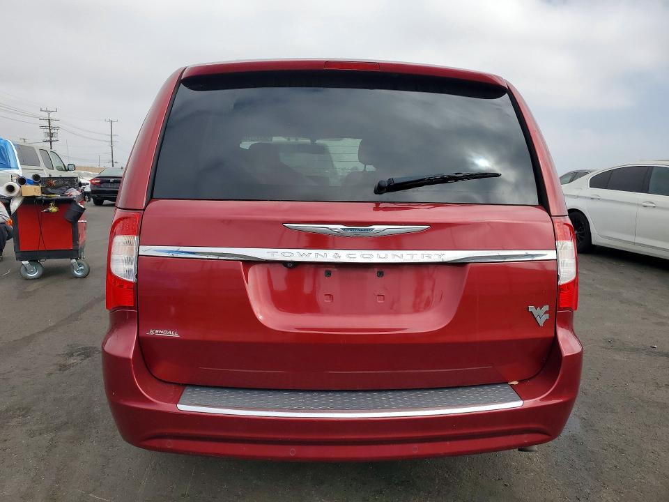 2015 Chrysler Town & Country მანქანა იყიდება აუქციონზე, vin: 2C4RC1CG7FR582674, აუქციონის ნომერი: 58332376