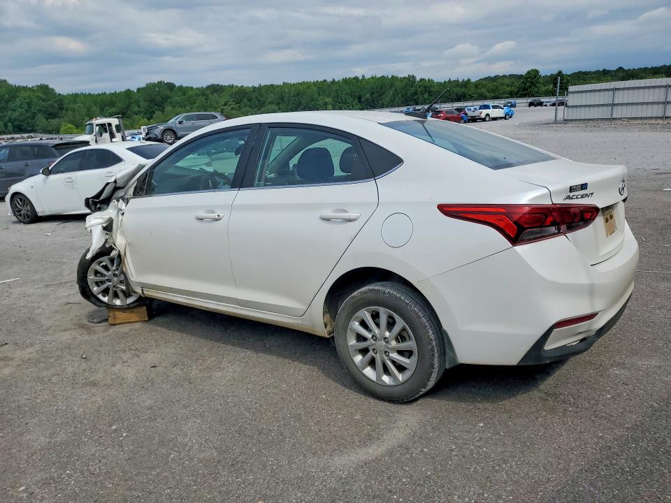 2022 Hyundai Accent მანქანა იყიდება აუქციონზე, vin: 3KPC24A68NE173278, აუქციონის ნომერი: 57318086