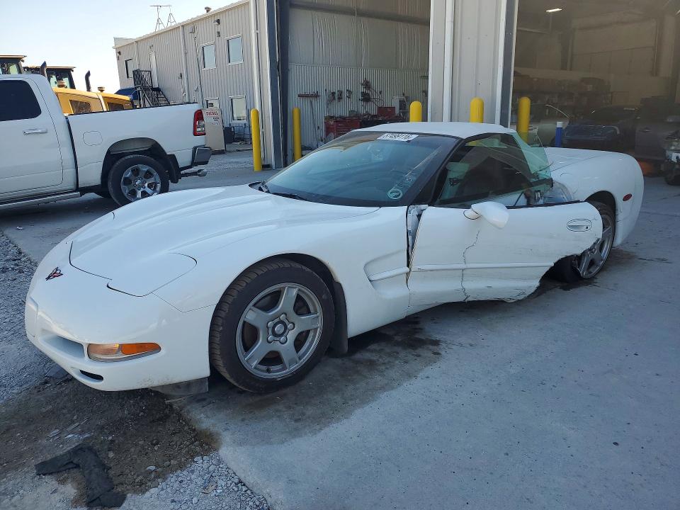 1998 Chevrolet Corvette მანქანა იყიდება აუქციონზე, vin: 1G1YY32G1W5107165, აუქციონის ნომერი: 57499116