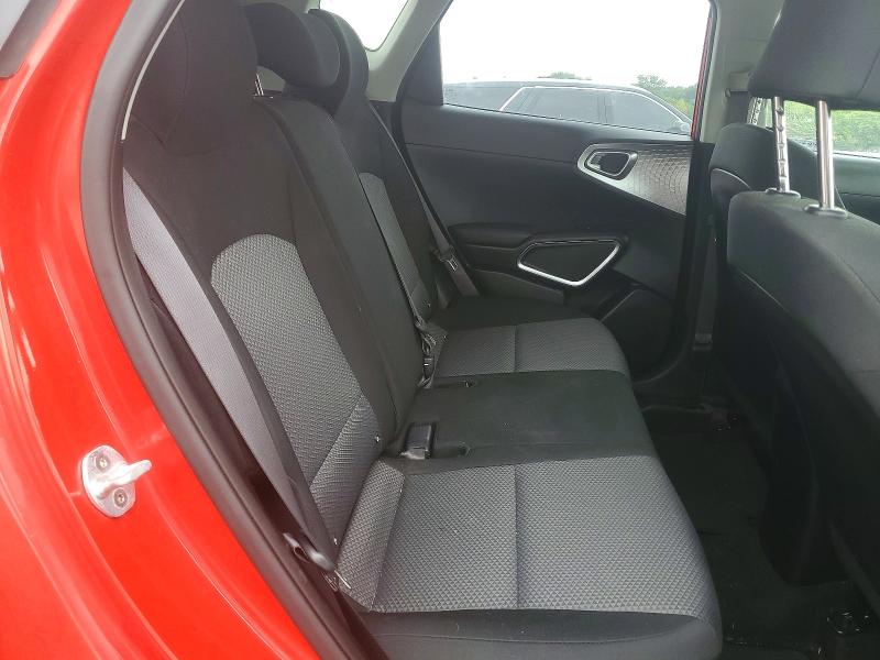 2021 Kia Soul მანქანა იყიდება აუქციონზე, vin: KNDJ23AU4M7737068, აუქციონის ნომერი: 57630446