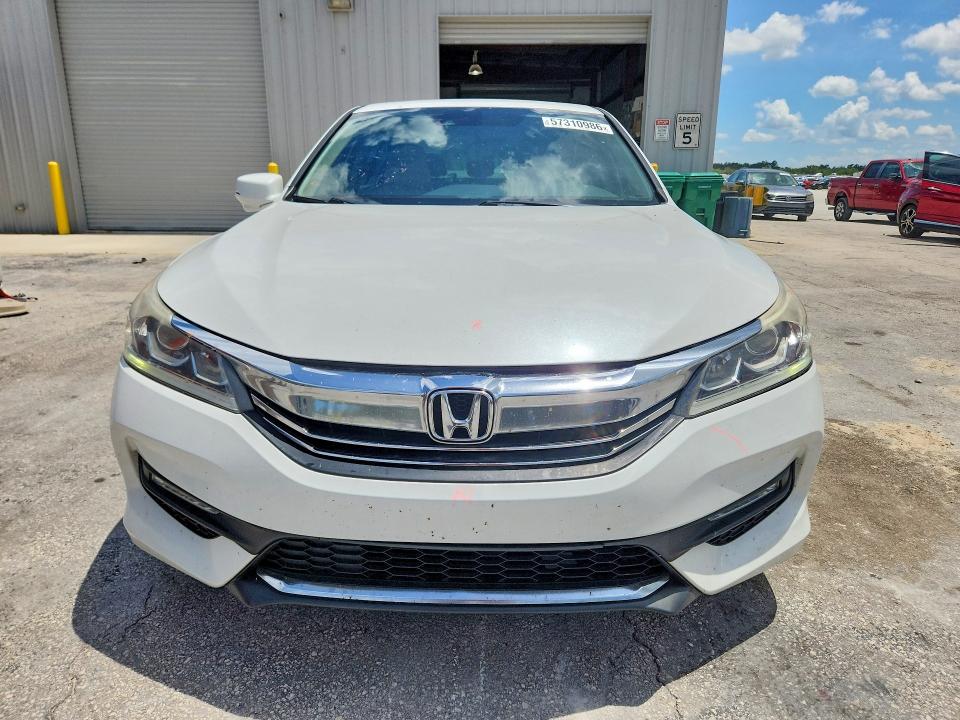 Продажа на аукционе авто 2016 Honda Accord, vin: 1HGCR3F0XGA016157, номер лота: 57310986