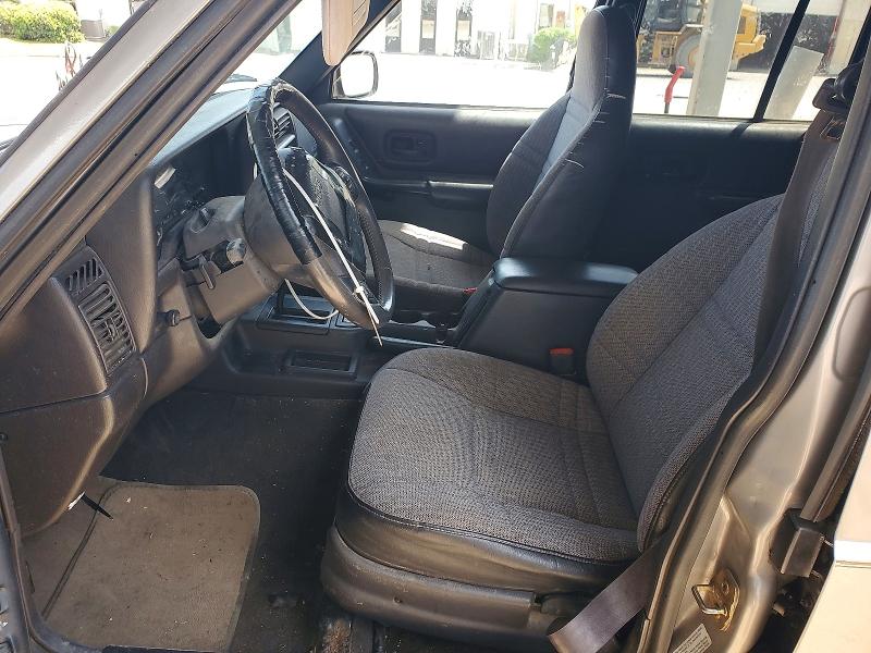 85622475 :رقم المزاد ، 1J4FT48S01L549688 vin ، 2001 Jeep Cherokee مزاد بيع