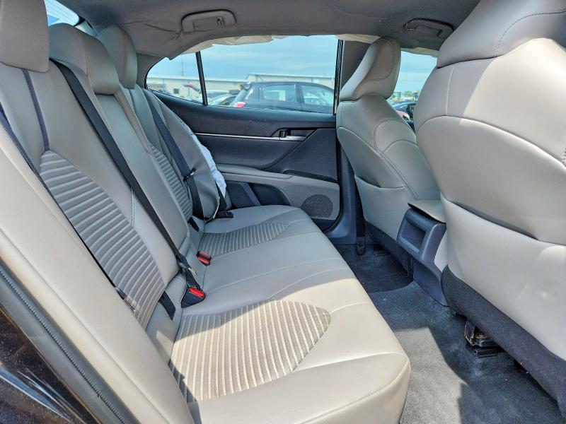 55200106 :رقم المزاد ، 4T1G11AK8NU051422 vin ، 2022 Toyota Camry مزاد بيع