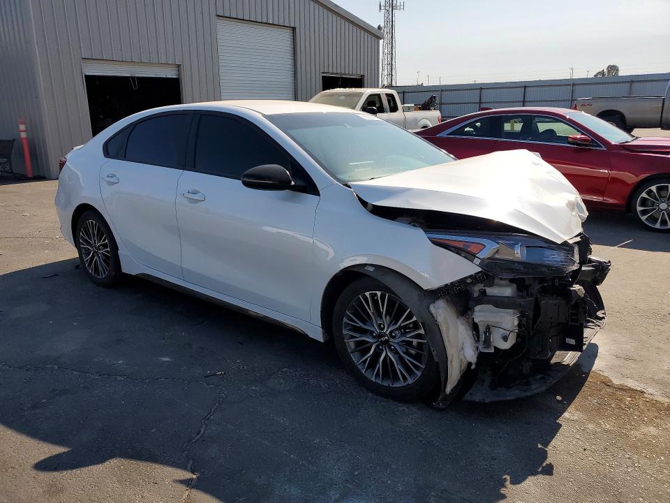 2023 Kia Forte მანქანა იყიდება აუქციონზე, vin: 3KPF54AD1PE615078, აუქციონის ნომერი: 95588635