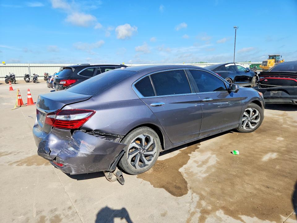 57073306 :رقم المزاد ، 1HGCR2F9XHA168109 vin ، 2017 Honda Accord مزاد بيع