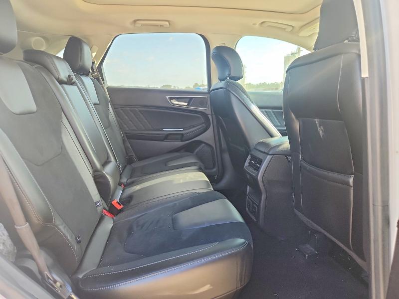 58926186 :رقم المزاد ، 2FMPK3AP7FBB08799 vin ، 2015 Ford Edge مزاد بيع