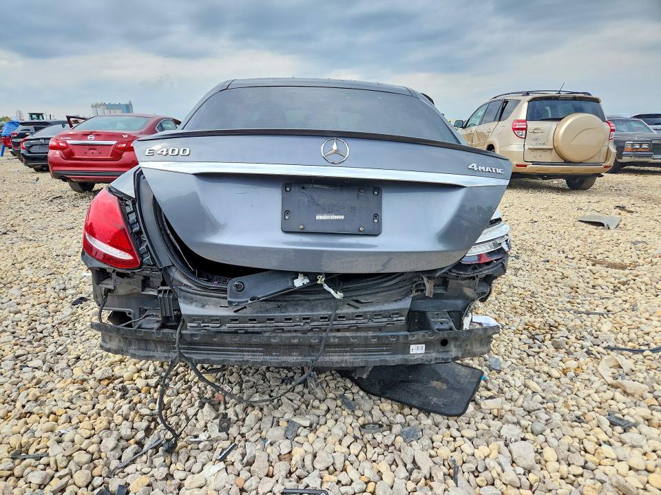 55800736 :رقم المزاد ، WDDZF6GB8JA388466 vin ، 2018 Mercedes-benz E مزاد بيع