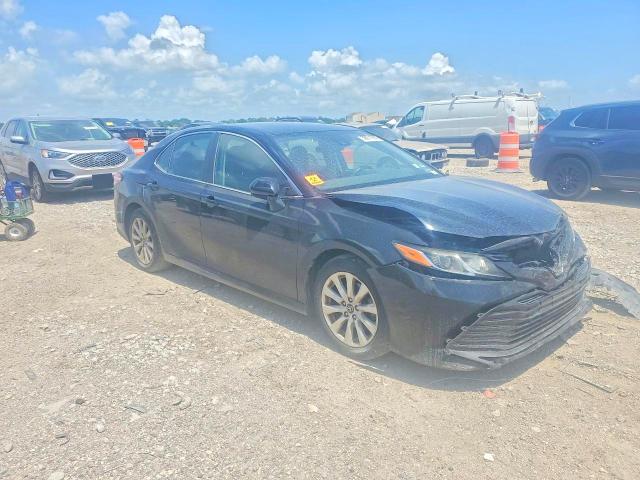 2019 Toyota Camry მანქანა იყიდება აუქციონზე, vin: 4T1B11HK8KU262373, აუქციონის ნომერი: 56971966