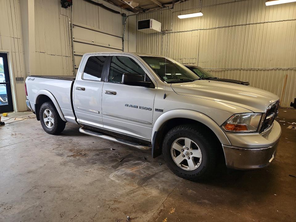76294555 :رقم المزاد ، 1D7RV1GT1BS643792 vin ، 2011 Dodge Ram 1500 مزاد بيع
