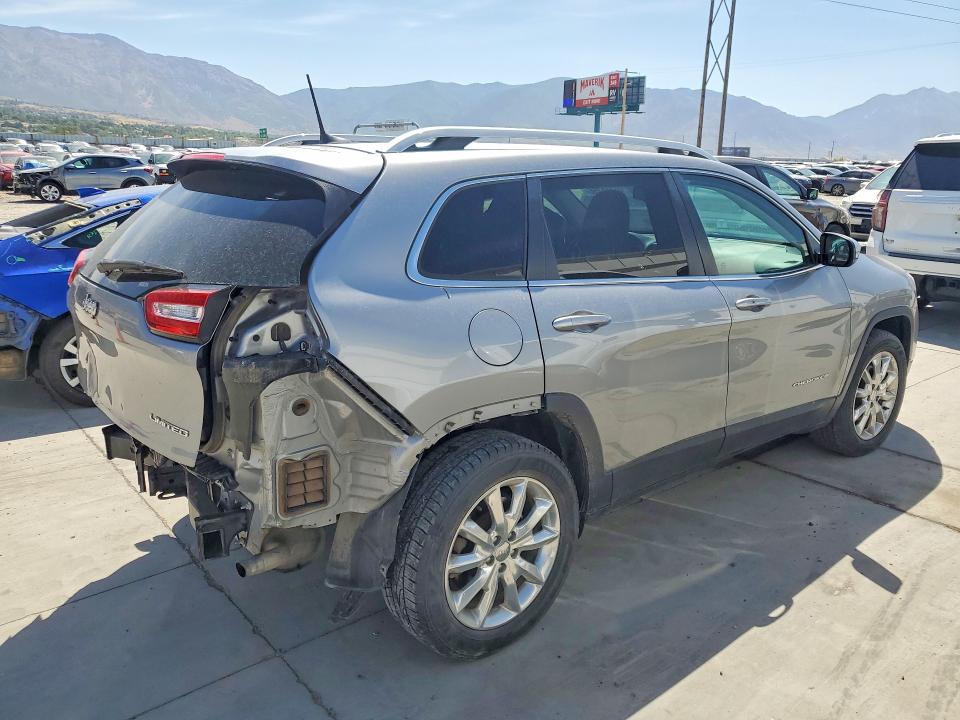 58933756 :رقم المزاد ، 1C4PJMDS6GW235847 vin ، 2016 Jeep Cherokee مزاد بيع