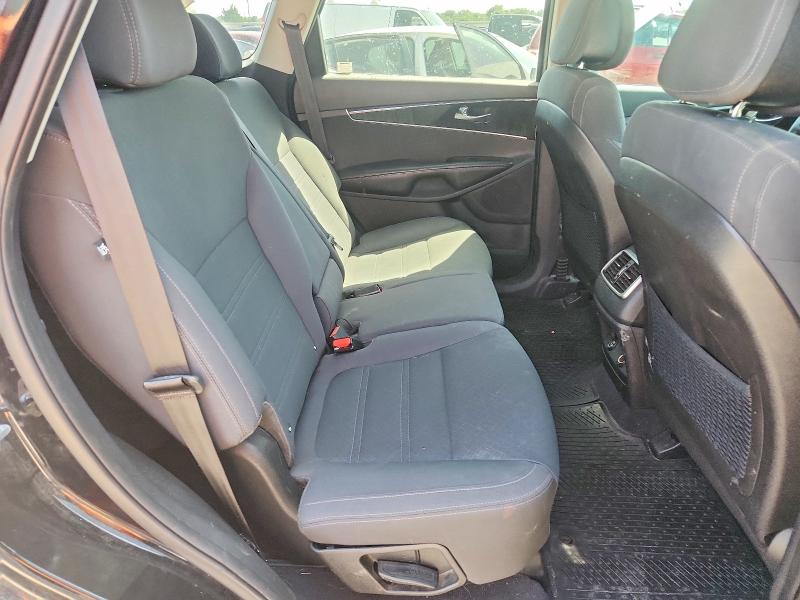 2016 Kia Sorento მანქანა იყიდება აუქციონზე, vin: 5XYPG4A32GG062451, აუქციონის ნომერი: 95589095