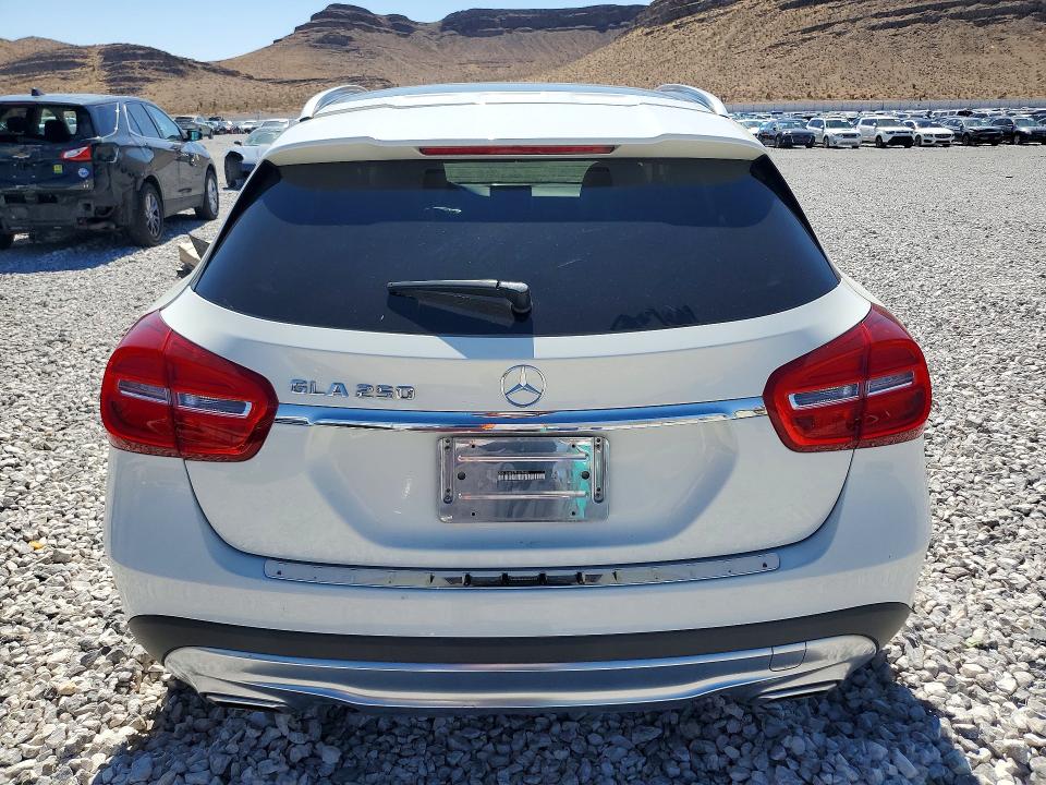 Продаж на аукціоні авто 2015 Mercedes-benz Gla, vin: WDCTG4EB7FJ177880, номер лоту: 57358026
