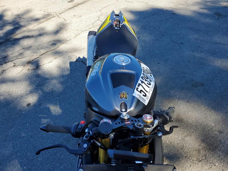 57139796 :رقم المزاد ، ZD4XPUA02TS000143 vin ، 2026 Aprilia Rsv4 مزاد بيع