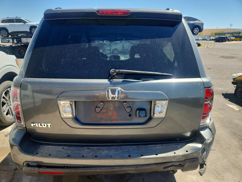 55821776 :رقم المزاد ، 5FNYF28748B000840 vin ، 2008 Honda Pilot مزاد بيع