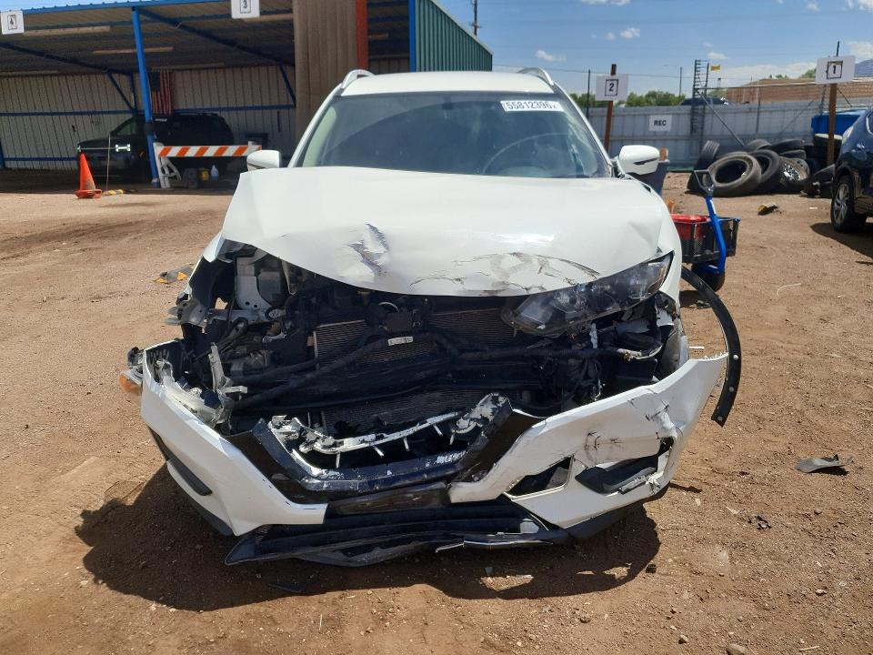 Продажа на аукционе авто 2017 Nissan Rogue, vin: KNMAT2MV6HP579172, номер лота: 55812396
