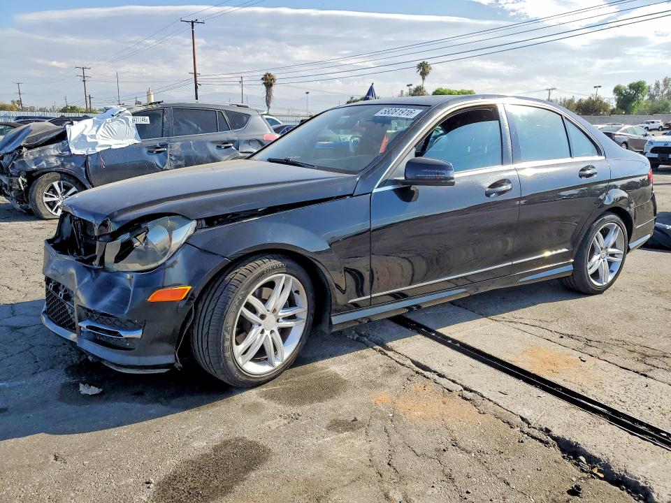 Продаж на аукціоні авто 2013 Mercedes-benz C, vin: WDDGF4HB9DR293625, номер лоту: 58081916