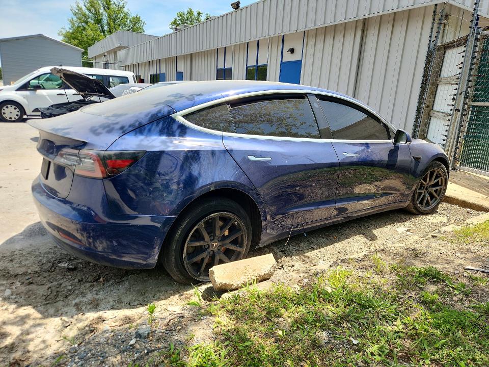 55040406 :رقم المزاد ، 5YJ3E1EA8LF796931 vin ، 2020 Tesla Model 3 مزاد بيع