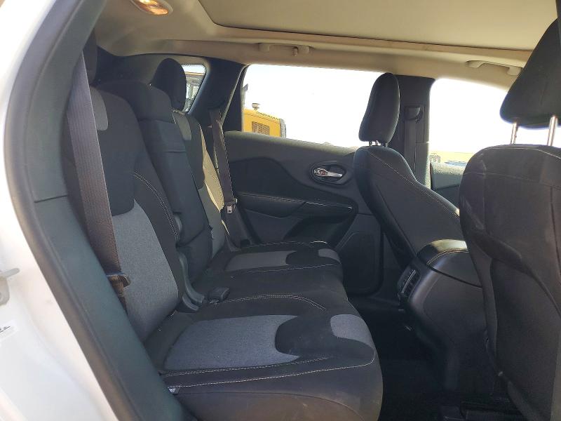 56313206 :رقم المزاد ، 1C4PJMCS3EW193264 vin ، 2014 Jeep Cherokee مزاد بيع