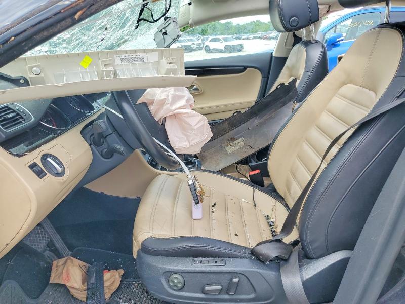 55433346 :رقم المزاد ، WVWFP7AN2HE503231 vin ، 2017 Volkswagen Cc مزاد بيع