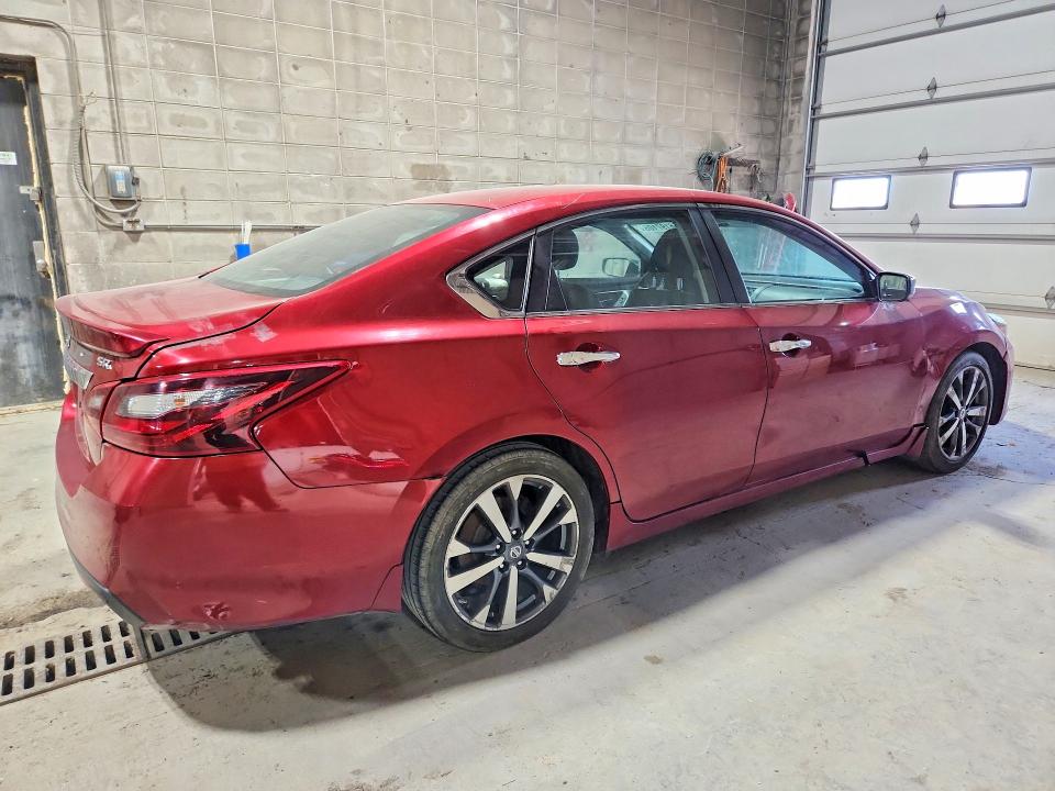 56197106 :رقم المزاد ، 1N4AL3APXHC249883 vin ، 2017 Nissan Altima مزاد بيع