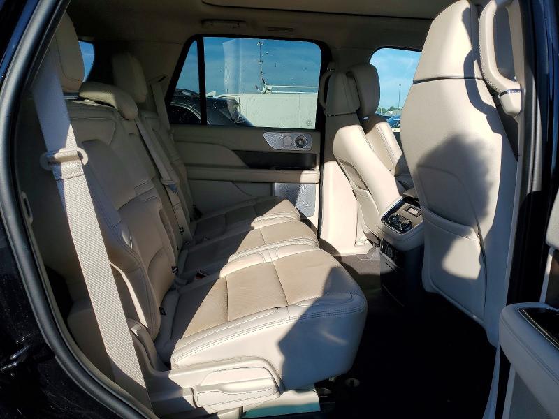 57487696 :رقم المزاد ، 5LMJJ2KT1LEL21131 vin ، 2020 Lincoln Navigator مزاد بيع