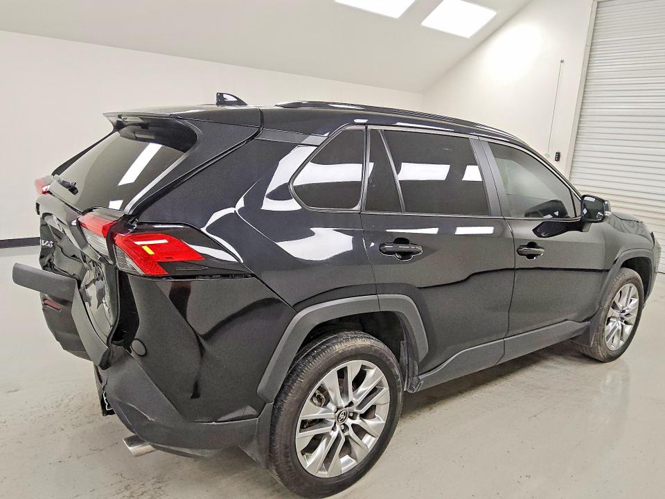 55538636 :رقم المزاد ، 2T3C1RFVXSC326132 vin ، 2025 Toyota Rav4 مزاد بيع