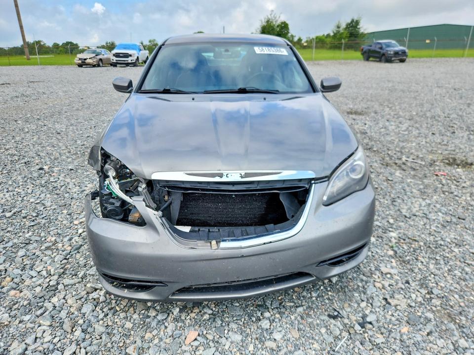 2013 Chrysler 200 მანქანა იყიდება აუქციონზე, vin: 1C3CCBCG2DN693529, აუქციონის ნომერი: 58185386