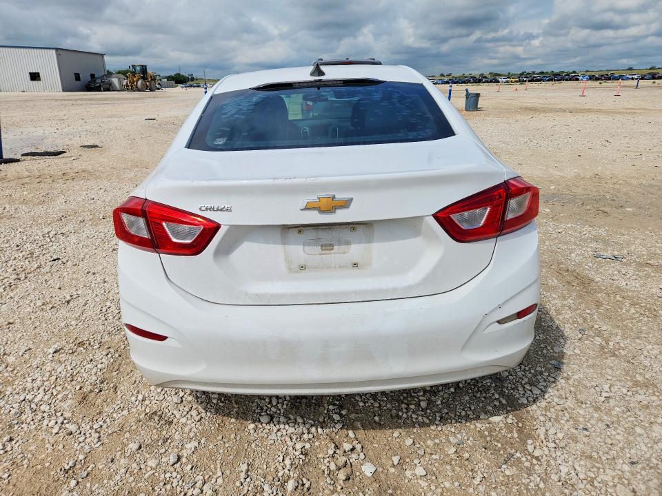 Продажа на аукционе авто 2018 Chevrolet Cruze, vin: 1G1BC5SMXJ7103618, номер лота: 57413136