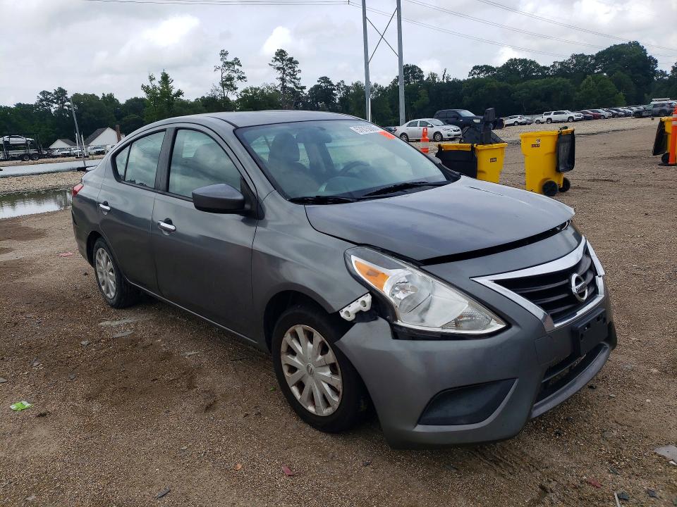 57875006 :رقم المزاد ، 3N1CN7AP7HL850471 vin ، 2017 Nissan Versa مزاد بيع