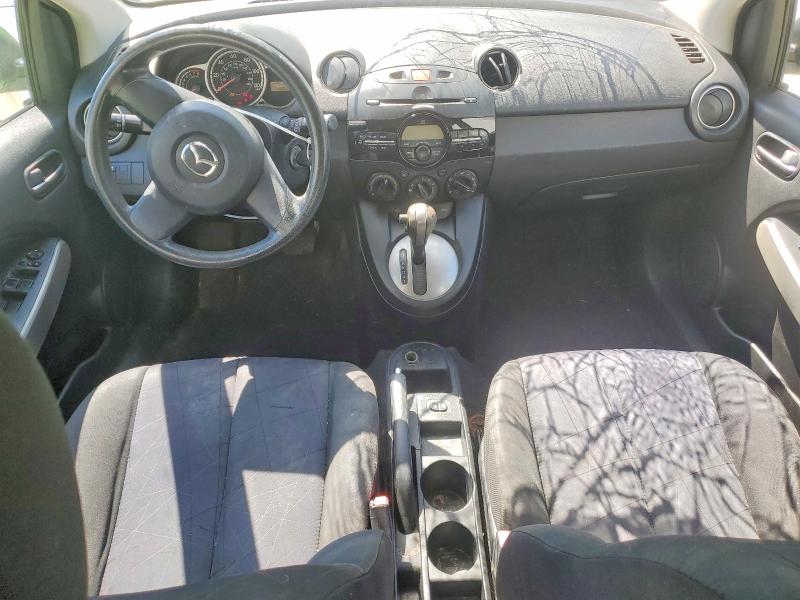 55406786 :رقم المزاد ، JM1DE1HZ3B0105145 vin ، 2011 Mazda Mazda2 مزاد بيع