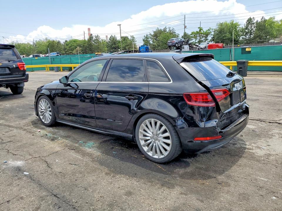 Продажа на аукционе авто 2016 Audi A3, vin: WAUTPBFF1GA109925, номер лота: 58644976