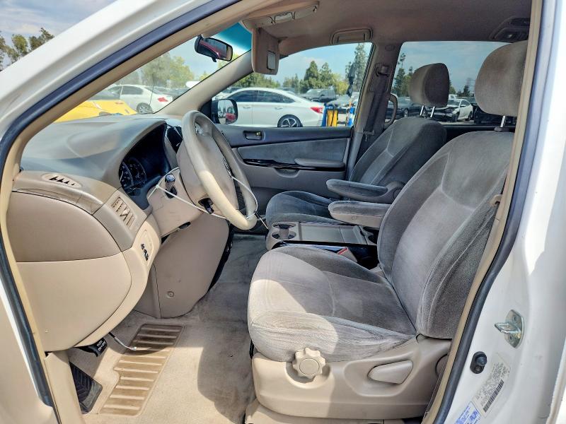 2004 Toyota Sienna მანქანა იყიდება აუქციონზე, vin: 5TDZA23C84S187416, აუქციონის ნომერი: 57442226