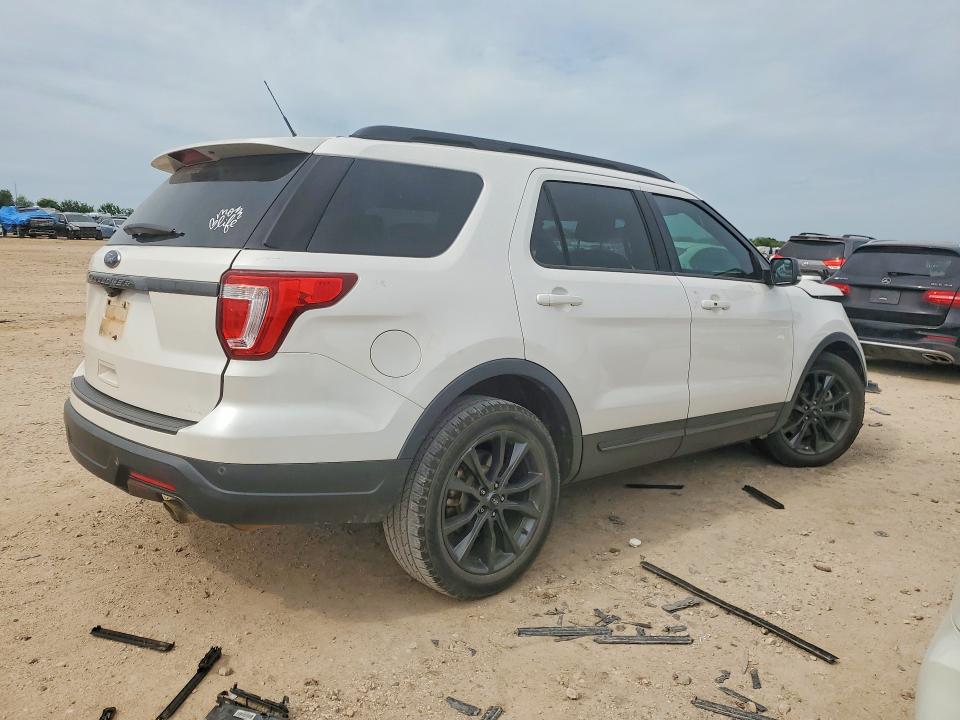 58105806 :رقم المزاد ، 1FM5K7D81JGB07510 vin ، 2018 Ford Explorer مزاد بيع