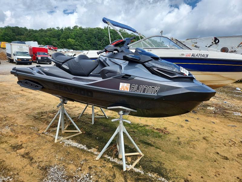 57552246 :رقم المزاد ، YDV41716L223 vin ، 2023 Sea-doo Rxp-x Apex 300 مزاد بيع