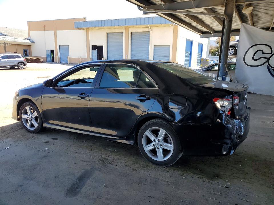 2014 Toyota Camry მანქანა იყიდება აუქციონზე, vin: 4T1BF1FK4EU362673, აუქციონის ნომერი: 59670246
