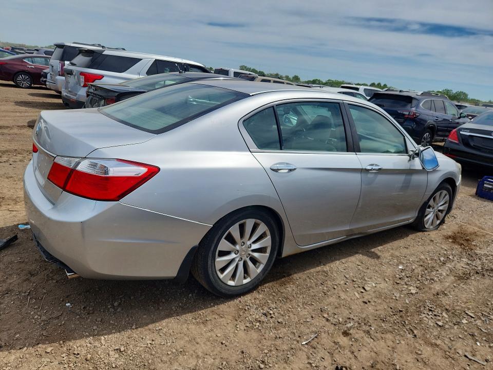 55622526 :رقم المزاد ، 1HGCR2F72DA158781 vin ، 2013 Honda Accord مزاد بيع