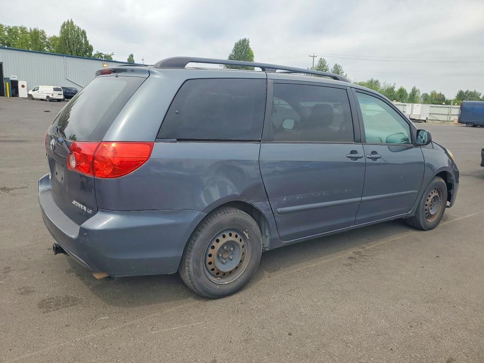 Продажа на аукционе авто 2010 Toyota Sienna, vin: 5TDKK4CC9AS305950, номер лота: 58778596